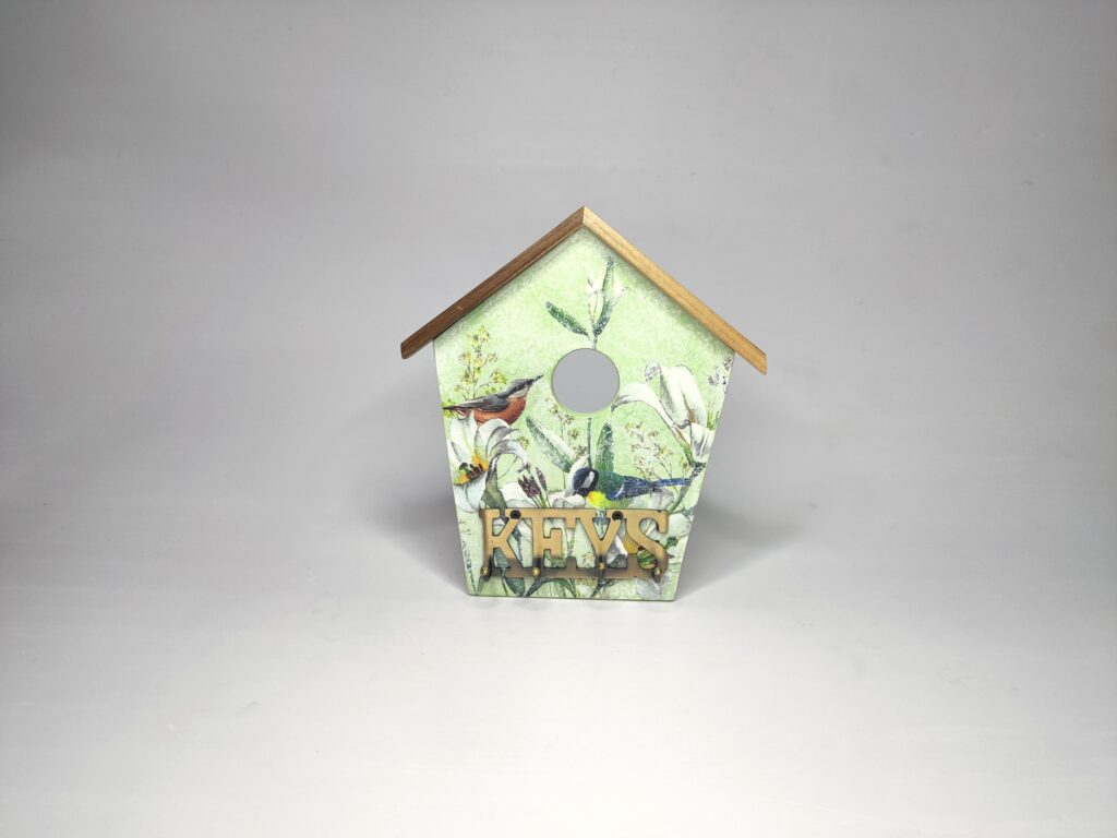 Bird-themed wooden decoupage key holder with hooks