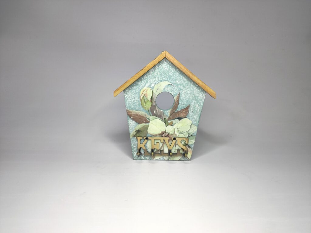 Lone Magnolia wooden decoupage key holder