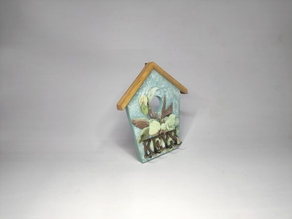 Lone Magnolia wooden decoupage key holder